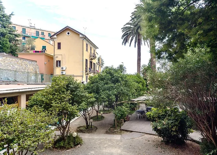 Hotel Villa Flora