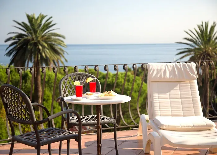 Hotel Villa Flora