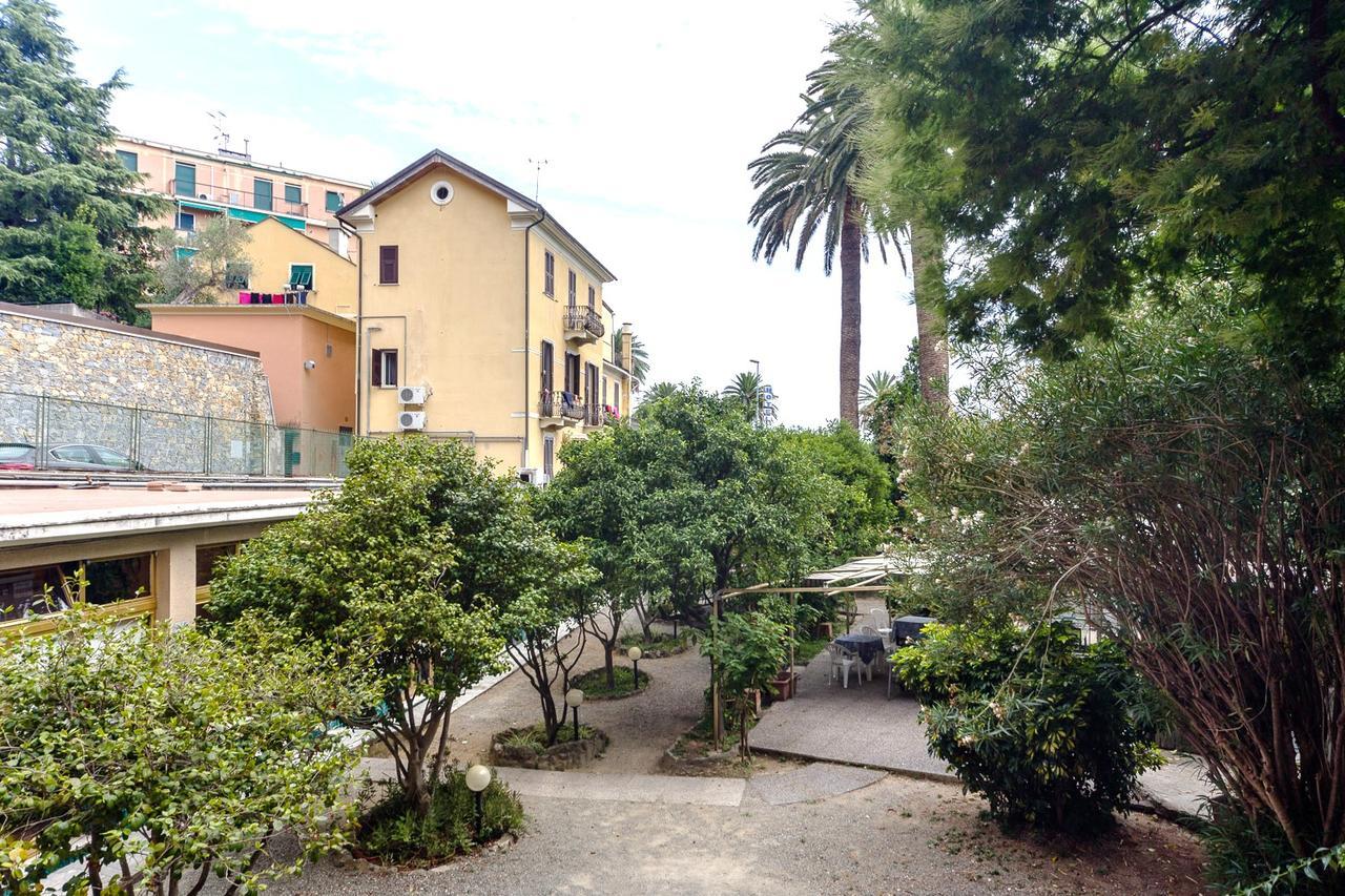Hotel Flora
